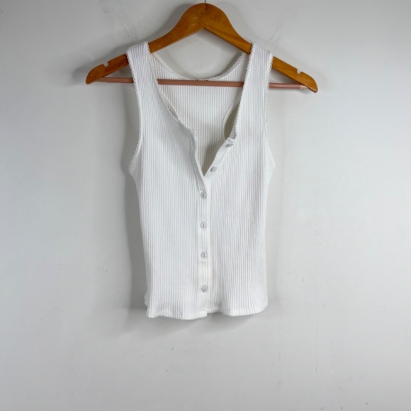 Free People Most Wanted Tank S White Ribbed Button Front 90s Cottage Minimalist - Picture 3 of 10